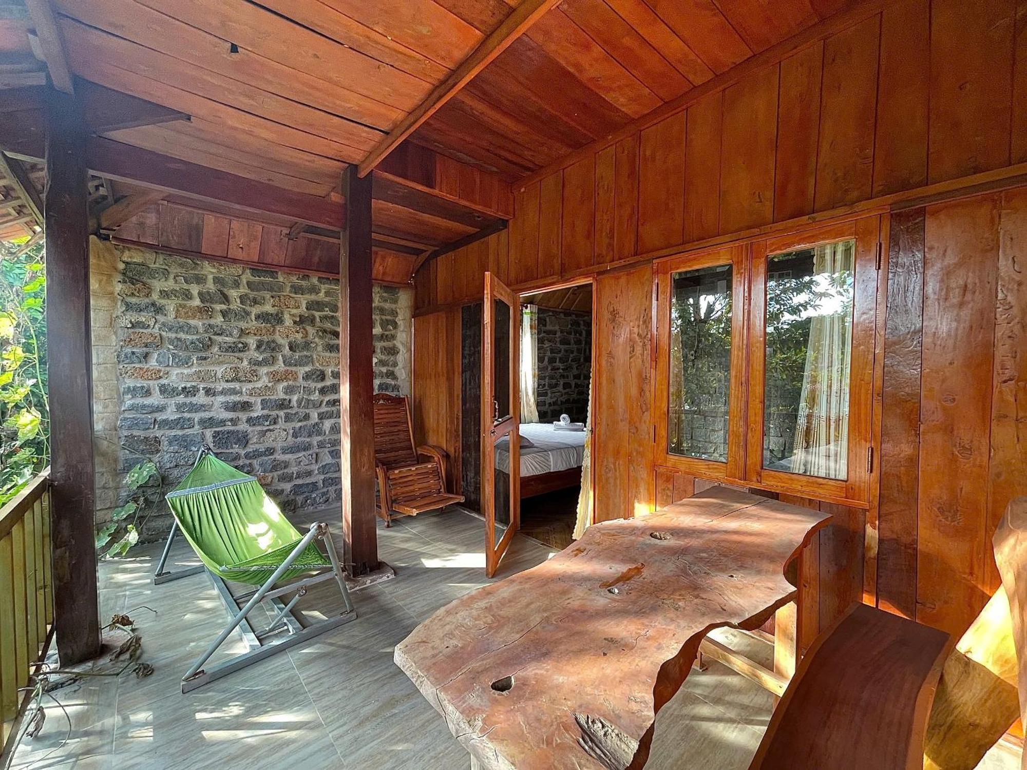Lava Rock Viet Nam Lodge Anhfly Resort Nam Cat Tien Exterior foto